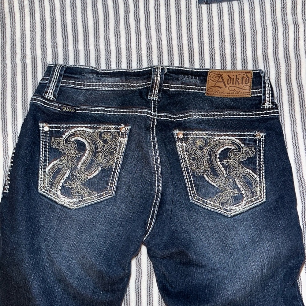 Adiktd Jeans for sale. Size 4 /w 28. Inseams 35 Long.